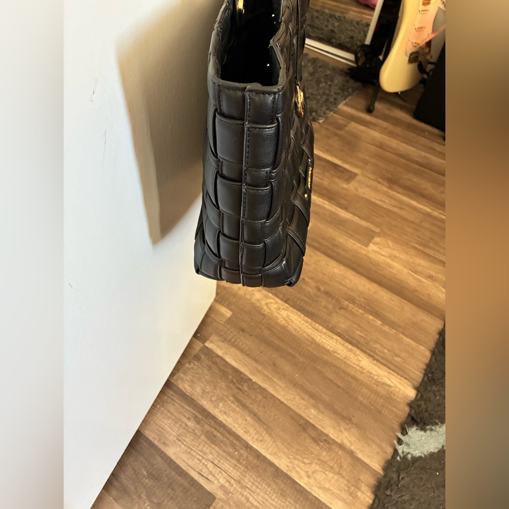 Michael Kors Black Quilted Tote With Wallet! - Picture 15 of 16